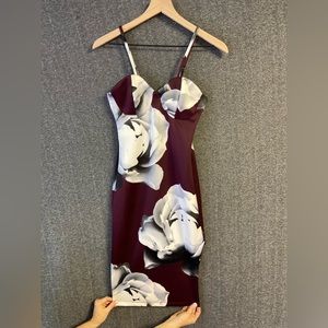 Venus dress size S